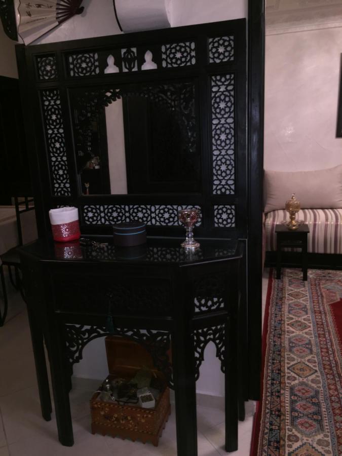 Ayam Room Salé Exteriér fotografie