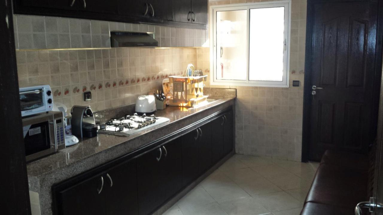 Ayam Room Salé Exteriér fotografie